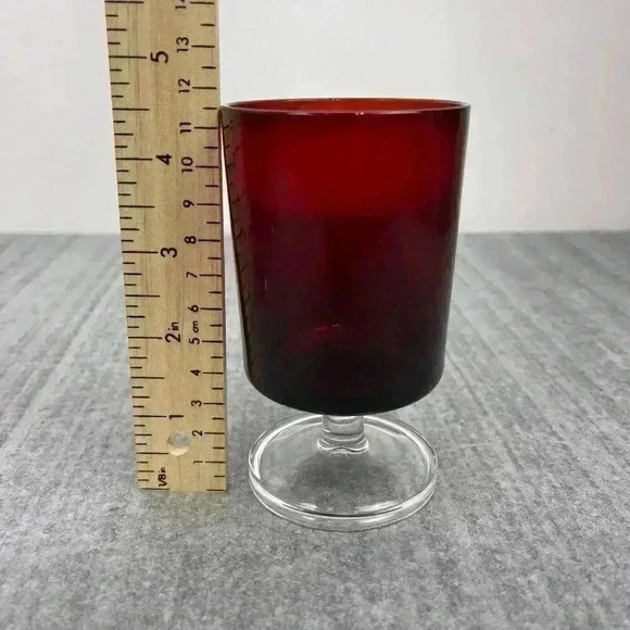 🟢 2/$25‎ ~ Ruby Red wine glasses clear stems France 4.5” tall set of 4 - Picture 5 of 8